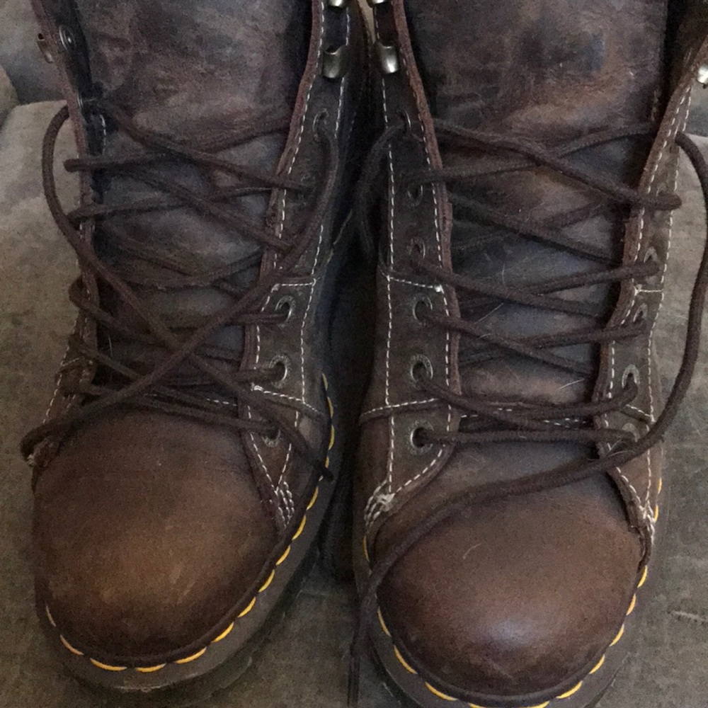 Dr martens boots men